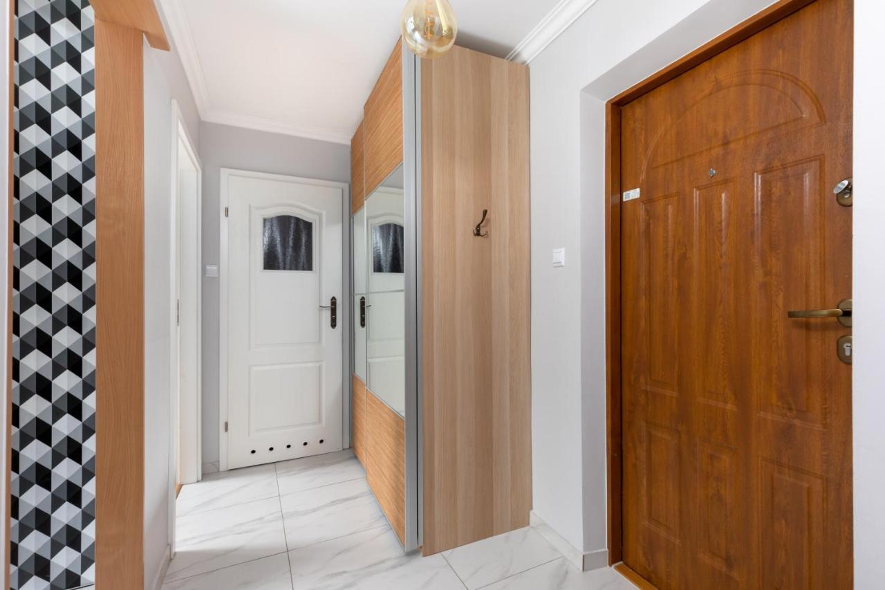 Rent Like Home - Hoza 38 Варшава Экстерьер фото